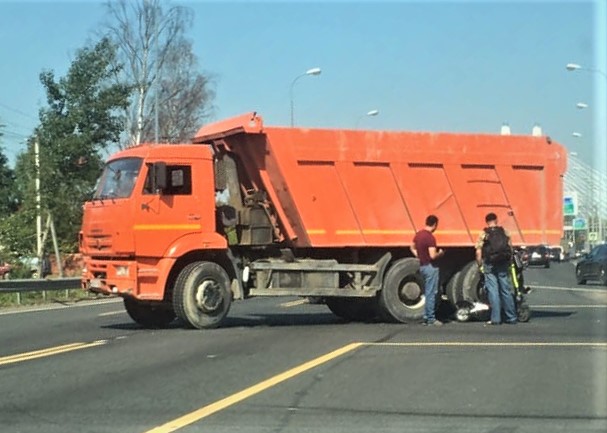 Дтп самокат и автомобиль