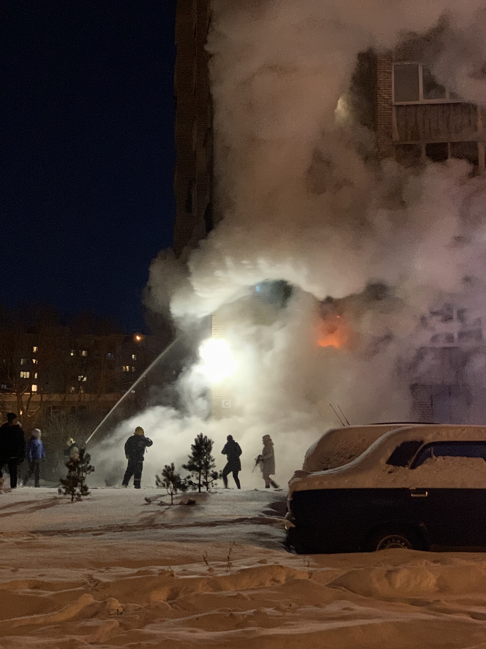 В Металлострое сгорела квартира, два человека пострадали — Мегаполис