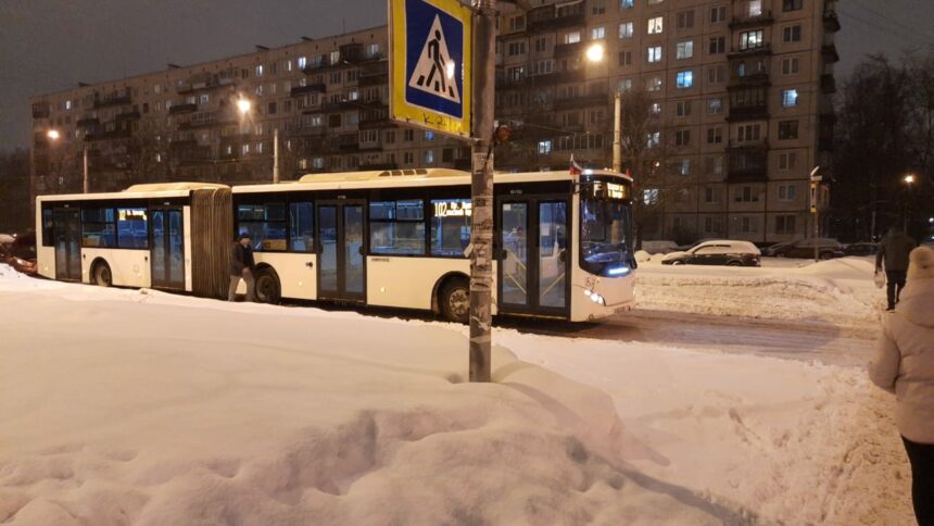 Мегаполис автобусы