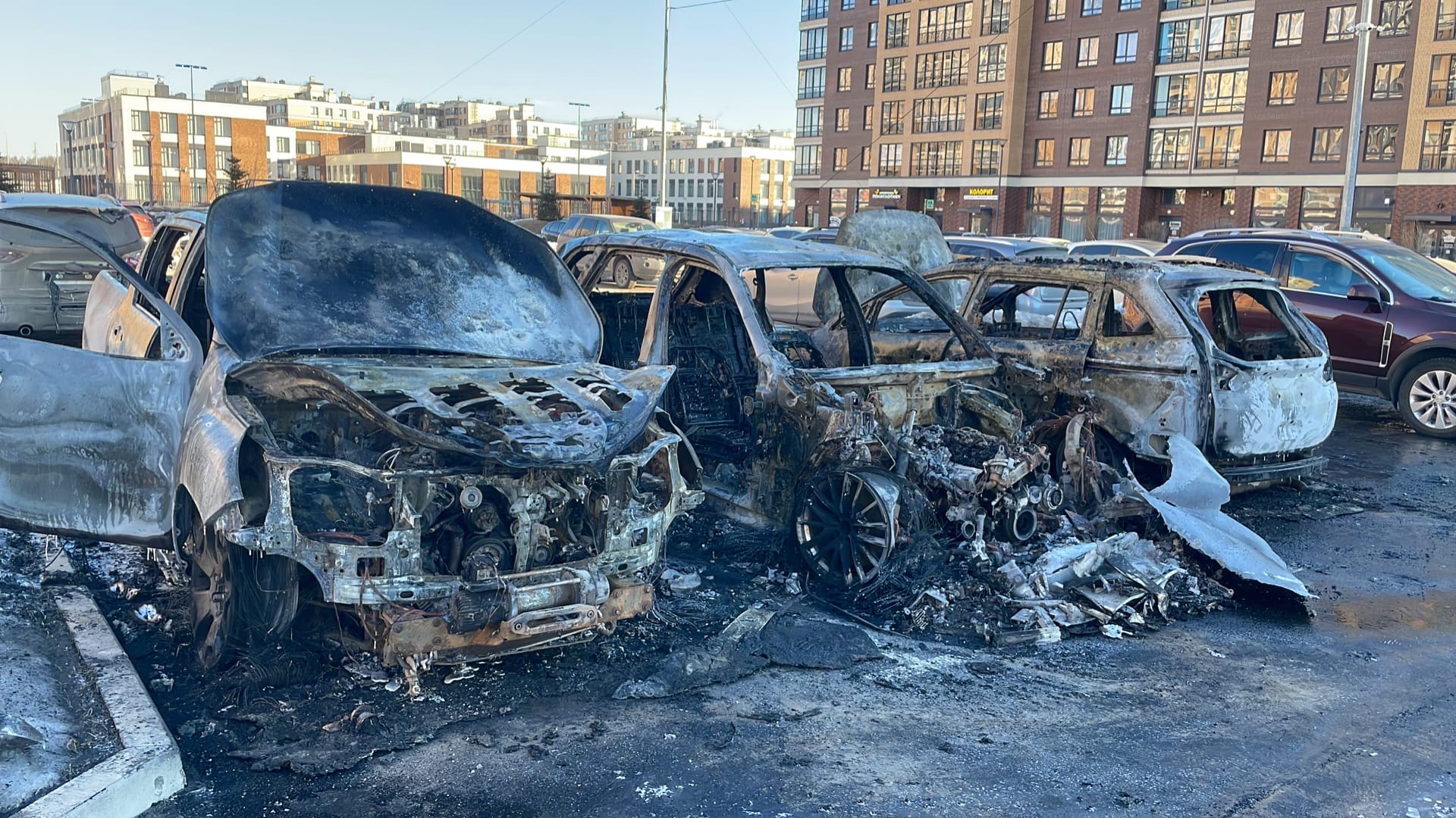 Где сгорели машины