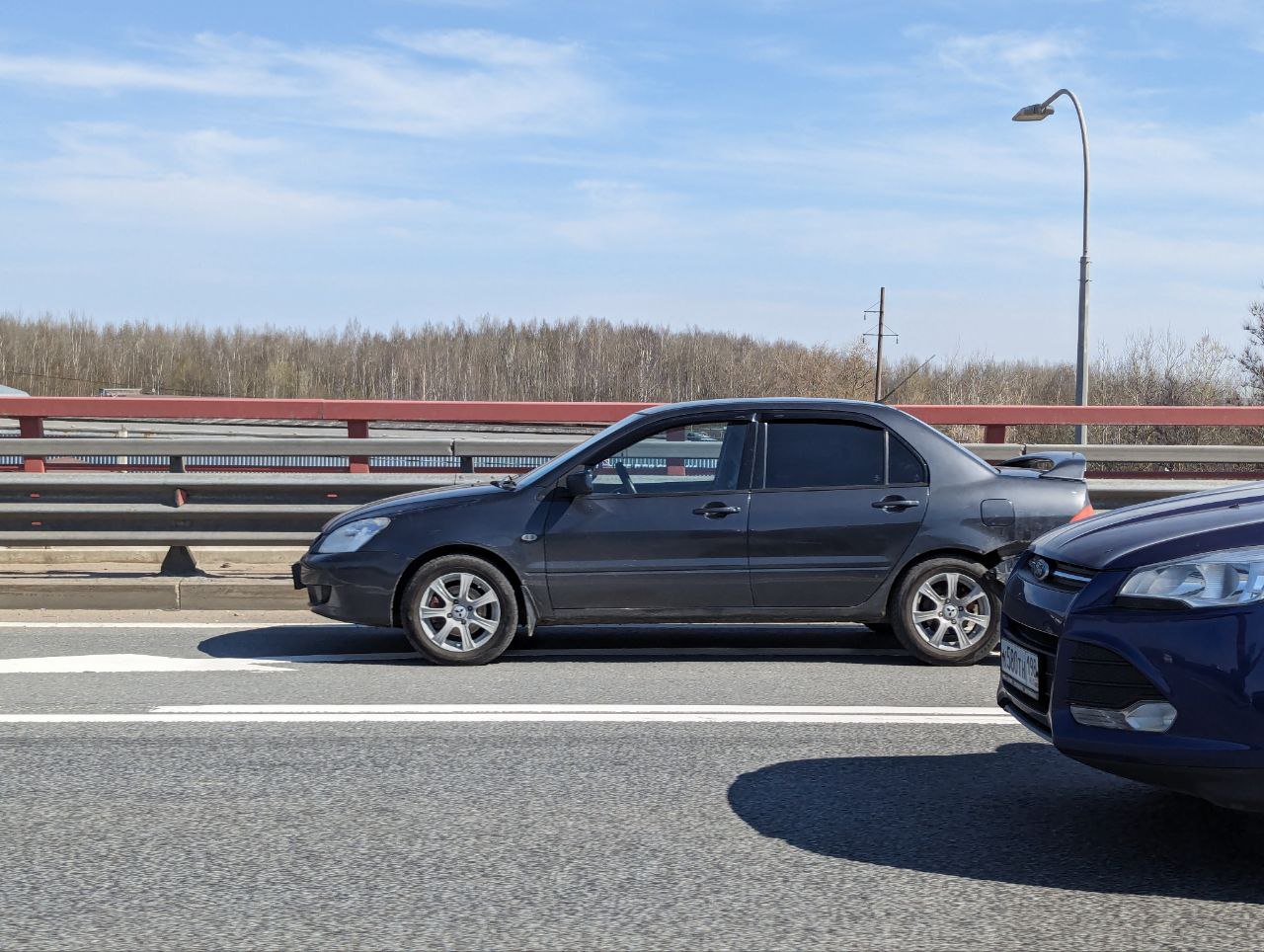 Массовая авария спровоцировала на юге КАД многокилометровую пробку —  Мегаполис